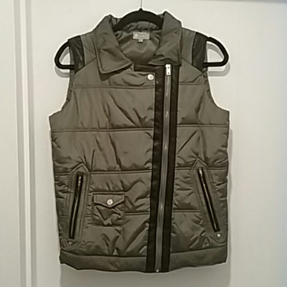 Tractr Olive Green Puffy Vest Size Large